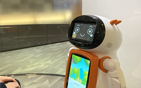 Eduction English Social Robot App